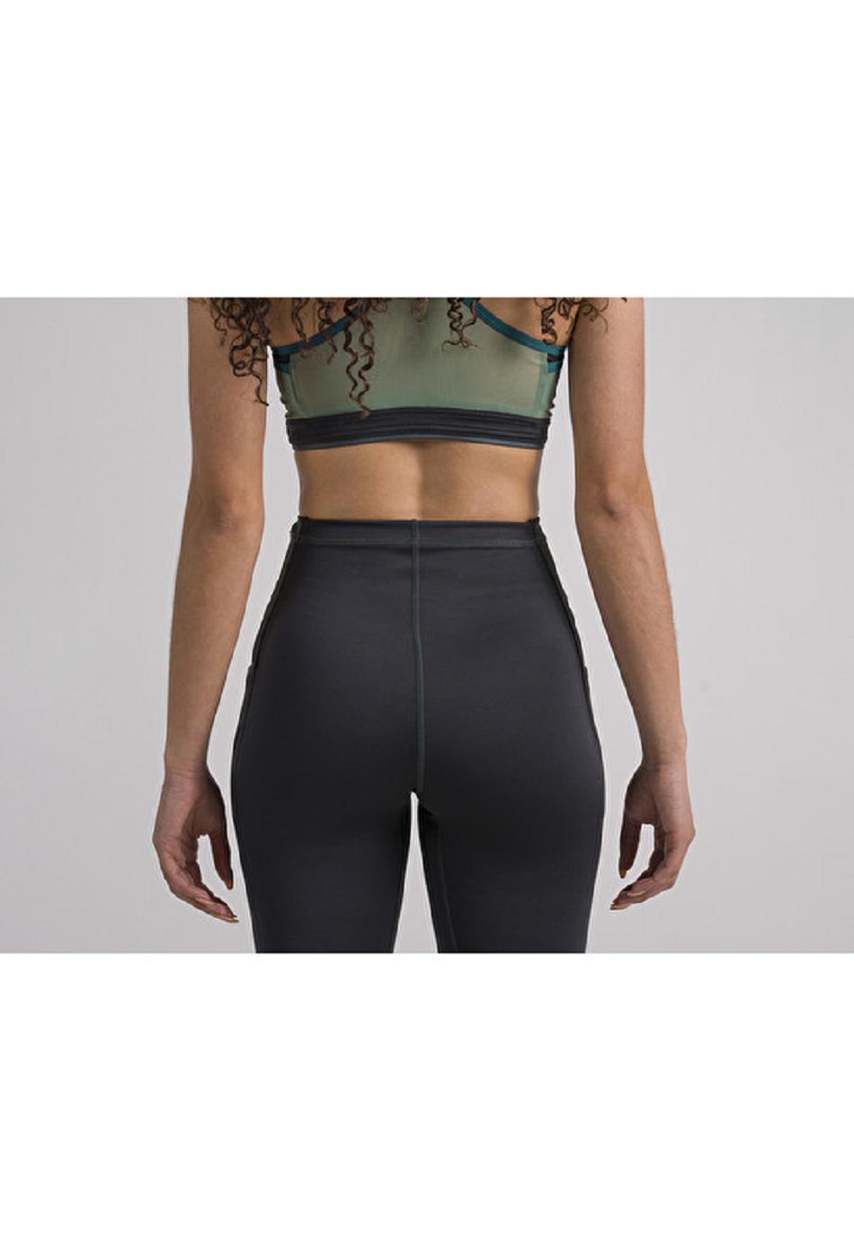 Black Altra Core Crop Tight Women's Bottoms | US_YN6049